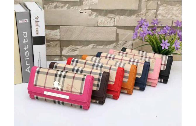GA0383 BURBERRY Women Leather Buckle Wallet Purse