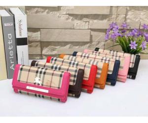 GA0383 BURBERRY Women Leather Buckle Wallet Purse