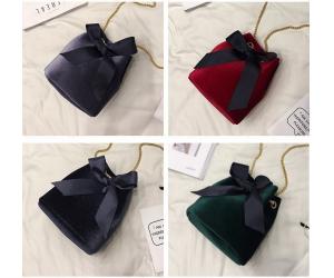 GA0401 Velvet Bow Chain Handbag