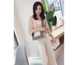 GA0409 FRAME Sling Bag