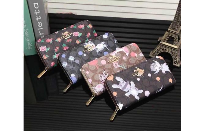 GA0421 COACH Accordion Zip Wallet