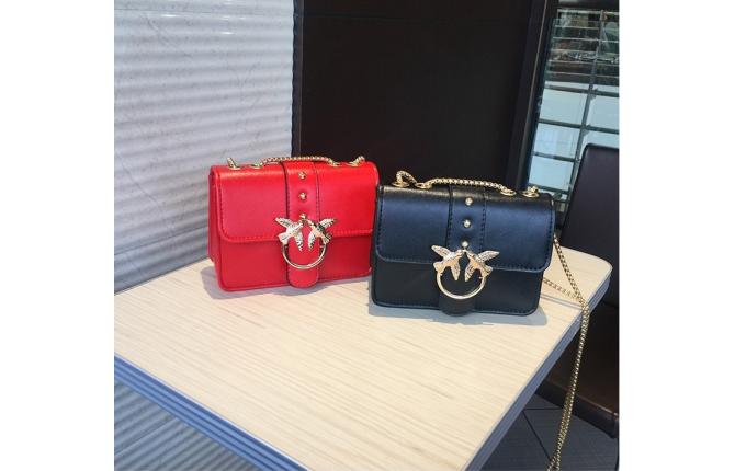 TB031 Swallow Cross Body Bag