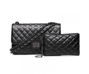 ELEGANT BLACK SHOULDER BAG